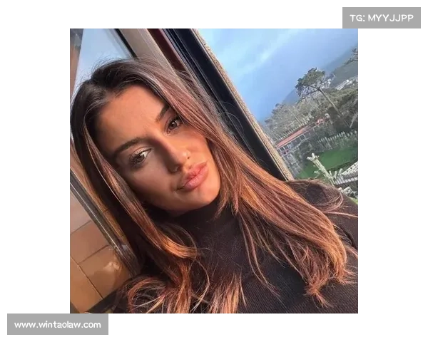 亚马尔 11 岁关注 29 岁网红，五年点赞史引爆年龄争议